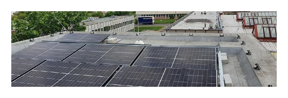 Nevhodné plnoplošné pokrytí střechy fotovoltaickým systémem | Webinář Požadavky na ploché střechy při instalaci FVE z pohledu výrobce hydroizolací